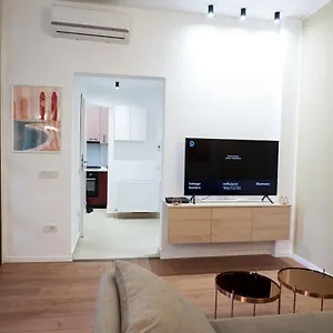Design In Calea Victoriei Apartament